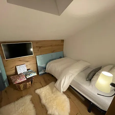 Cozy Ski-in Ski-out & Mountain View Διαμέρισμα *